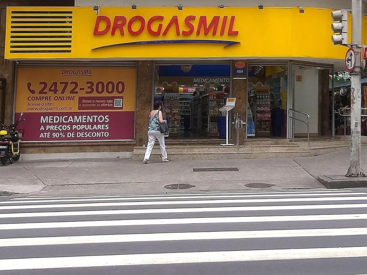 Plaza Copacabana - 4 Hospedes, Conforto E